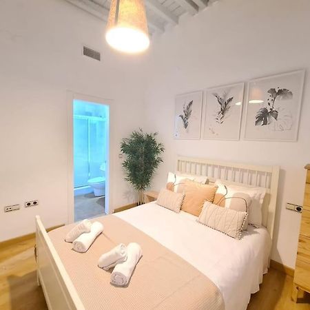 Centrico Apartamento En Malaga Bagian luar foto