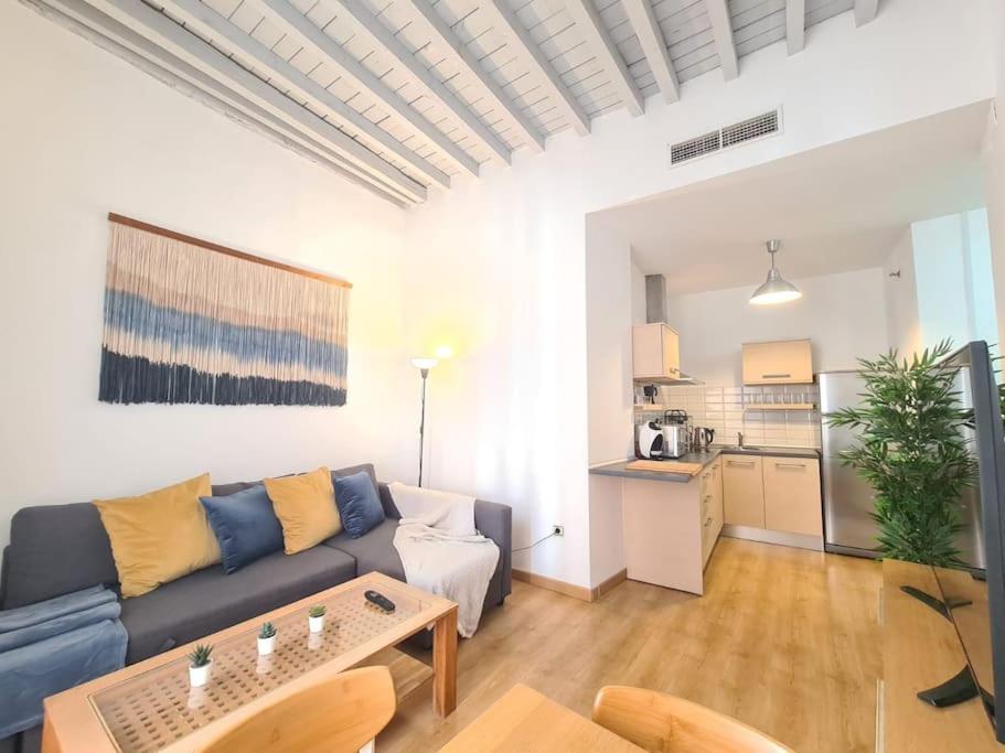 Centrico Apartamento En Malaga Bagian luar foto